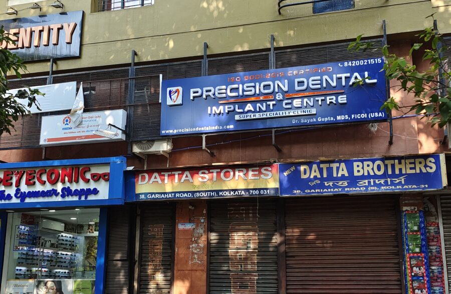 precision-dental-and-implant-Centre-18