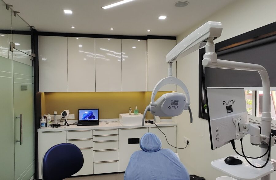 precision-dental-and-implant-Centre-12