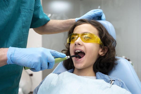 Kids dental fillings by experts in Kolkata clinic